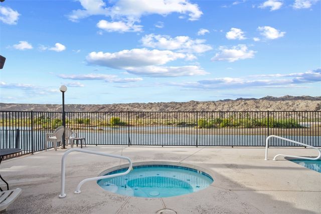 201 Riverfront Drive 24, Bullhead City, AZ 86442