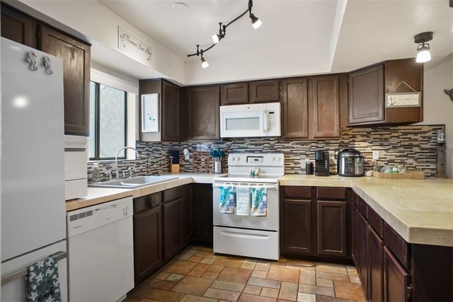 201 Riverfront Drive 24, Bullhead City, AZ 86442