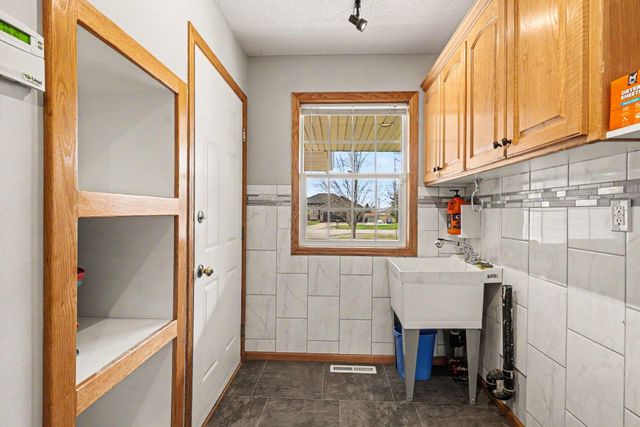 6758 401st Street, North Branch, MN 55056