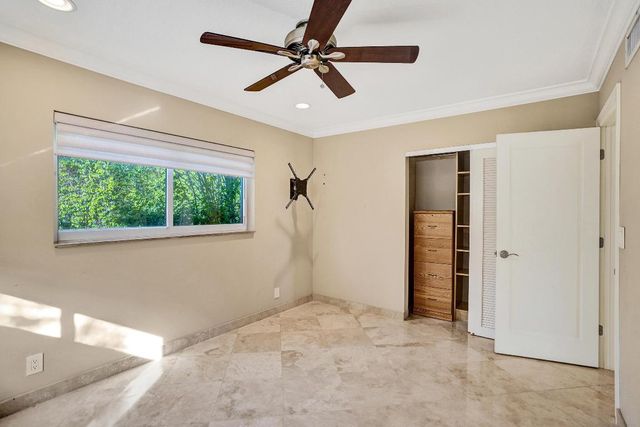 7050 NE 7th Avenue, Boca Raton, FL 33487