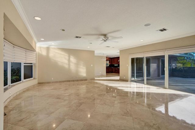 7050 NE 7th Avenue, Boca Raton, FL 33487