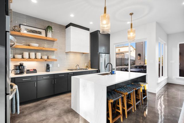 154 Russey Rd, Hot Springs, AR 71913