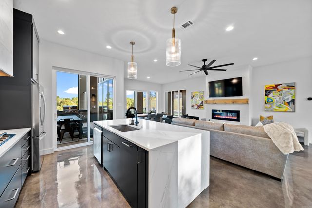 154 Russey Rd, Hot Springs, AR 71913