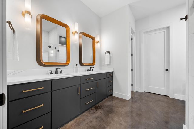 154 Russey Rd, Hot Springs, AR 71913