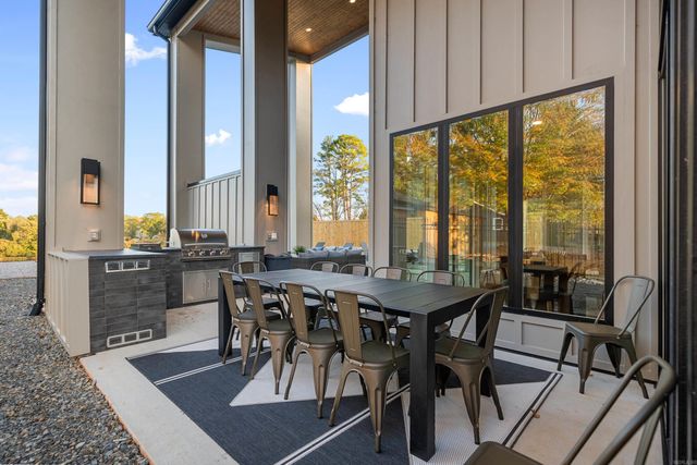 154 Russey Rd, Hot Springs, AR 71913