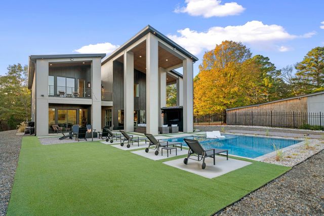 154 Russey Rd, Hot Springs, AR 71913