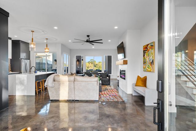 154 Russey Rd, Hot Springs, AR 71913