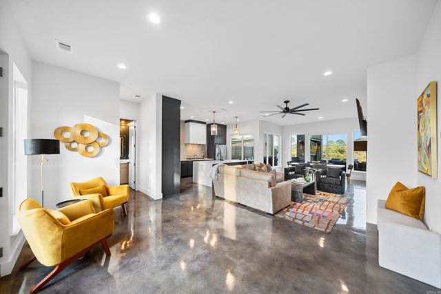 154 Russey Rd, Hot Springs, AR 71913