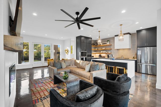 154 Russey Rd, Hot Springs, AR 71913