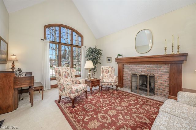 3470 Hunters Crossing, Stow, OH 44224