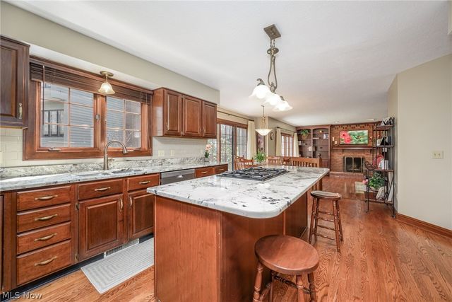 3470 Hunters Crossing, Stow, OH 44224