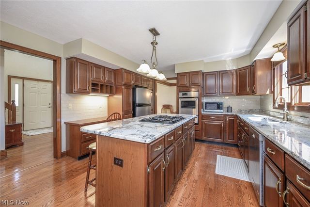 3470 Hunters Crossing, Stow, OH 44224