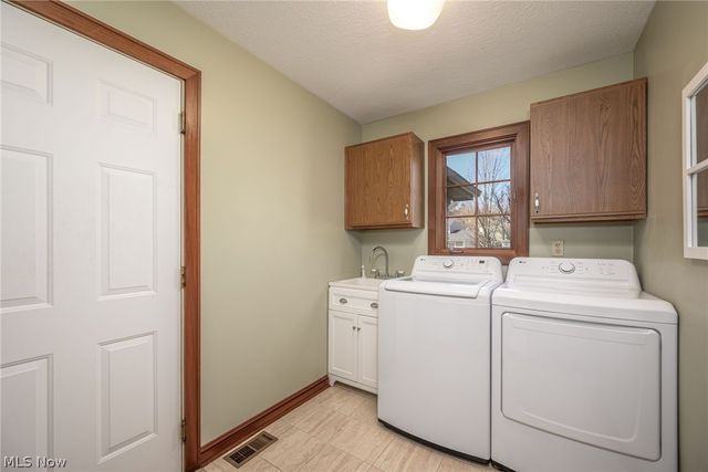 3470 Hunters Crossing, Stow, OH 44224