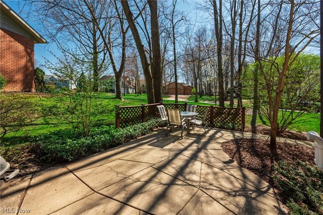 3470 Hunters Crossing, Stow, OH 44224