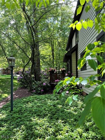 3470 Hunters Crossing, Stow, OH 44224