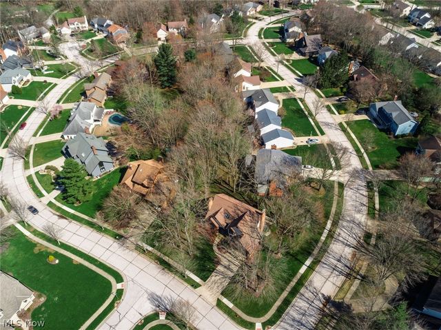 3470 Hunters Crossing, Stow, OH 44224