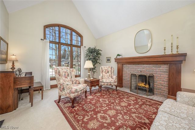 3470 Hunters Crossing, Stow, OH 44224