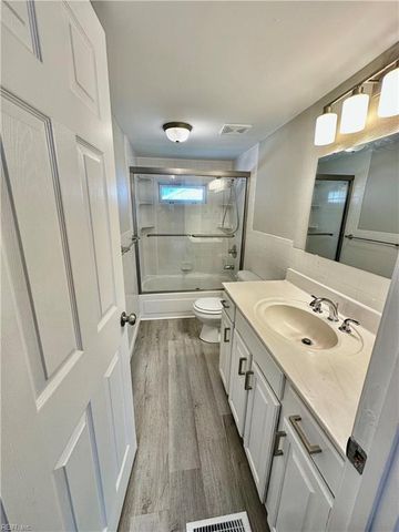 1224 Old Clubhouse RD, Virginia Beach, VA 23453