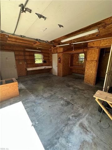 1224 Old Clubhouse RD, Virginia Beach, VA 23453