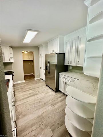 1224 Old Clubhouse RD, Virginia Beach, VA 23453