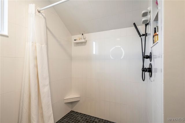 32 Coburg Street, Buffalo, NY 14216