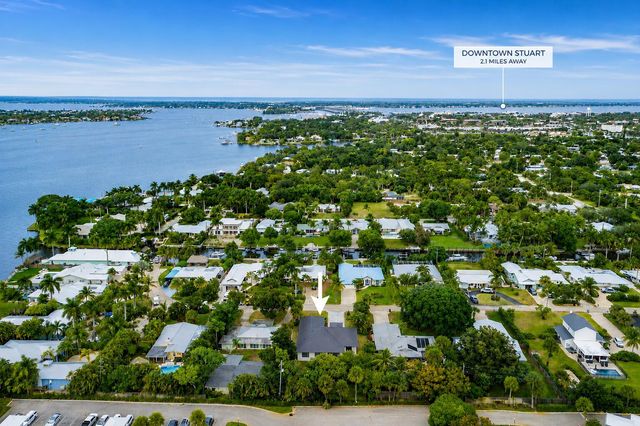 513 SW South Carolina Drive, Stuart, FL 34994