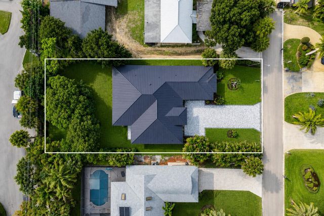 513 SW South Carolina Drive, Stuart, FL 34994