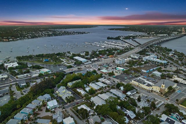 513 SW South Carolina Drive, Stuart, FL 34994