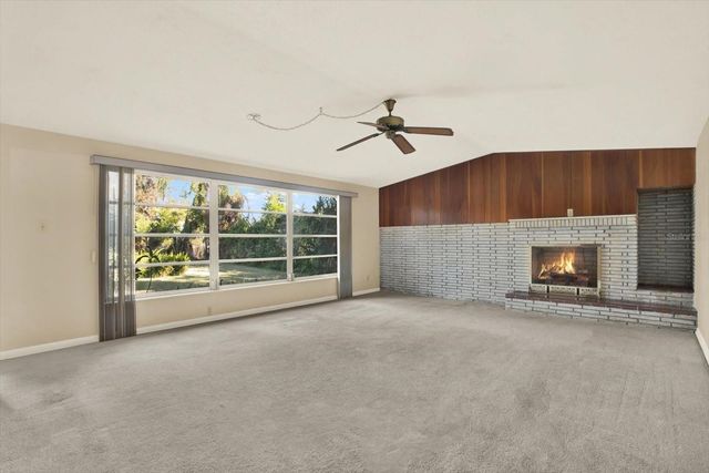 121 SIOBHAN AVENUE, Tampa, FL 33613