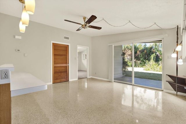 121 SIOBHAN AVENUE, Tampa, FL 33613