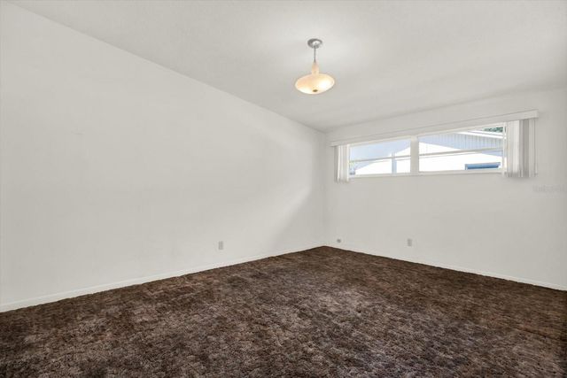 121 SIOBHAN AVENUE, Tampa, FL 33613