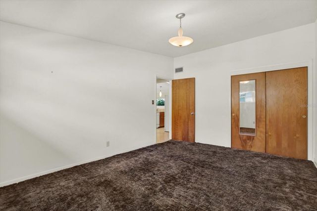 121 SIOBHAN AVENUE, Tampa, FL 33613