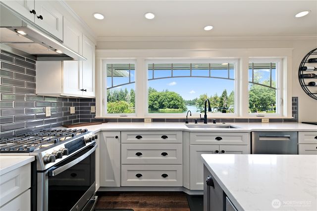 10841 Evergreen Terrace SW, Lakewood, WA 98498