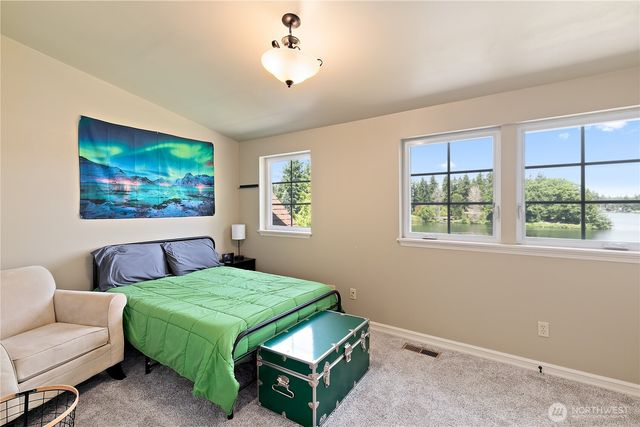 10841 Evergreen Terrace SW, Lakewood, WA 98498