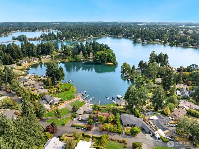 10841 Evergreen Terrace SW, Lakewood, WA 98498
