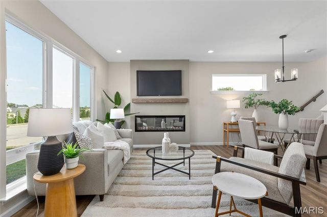 41 Wingtip Court, St Peters, MO 63376