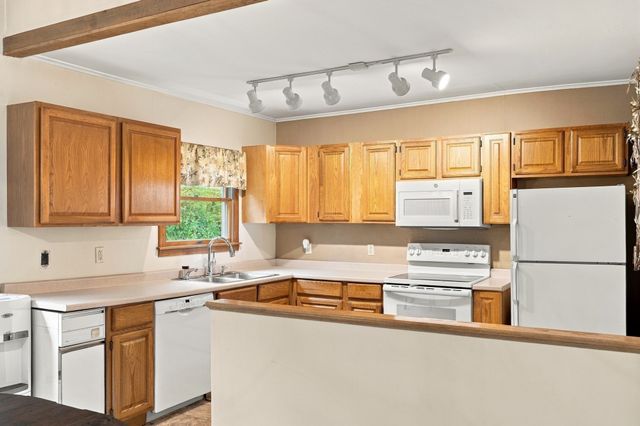 290 Middleton Rd, Boxford, MA 01921