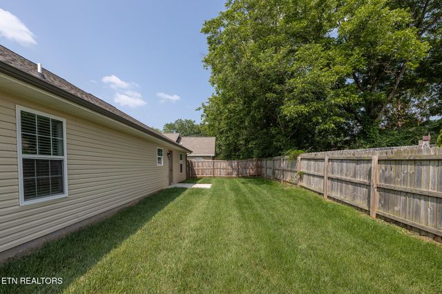212 Horton Lane, Maryville, TN 37803