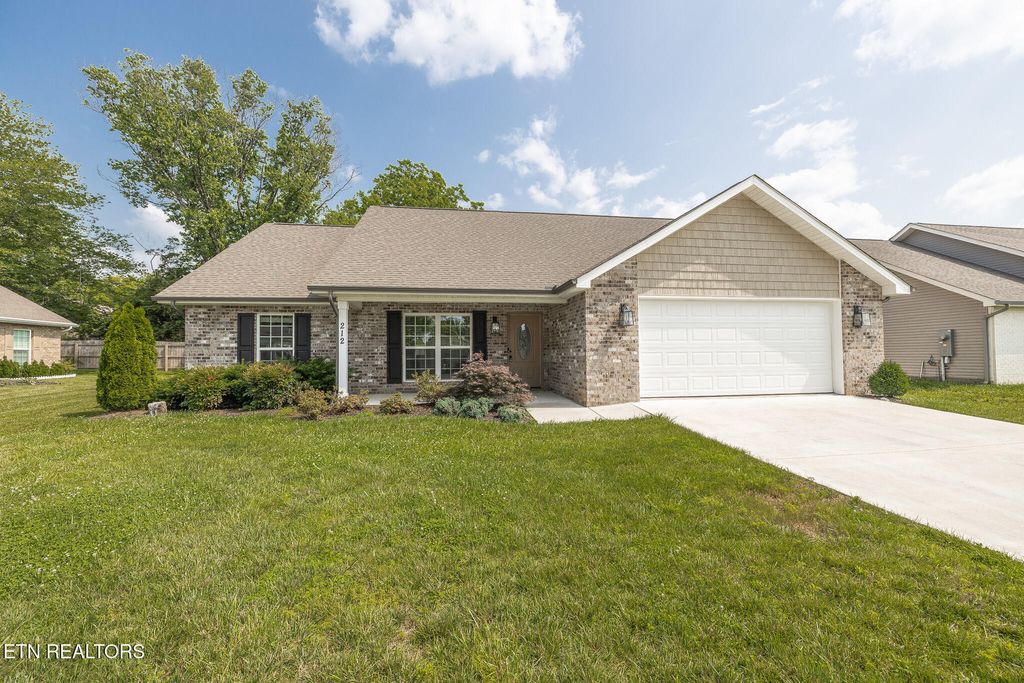 212 Horton Lane, Maryville, TN 37803