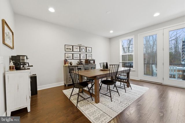 42244 GRAVES MOUNTAIN TER, Chantilly, VA 20152