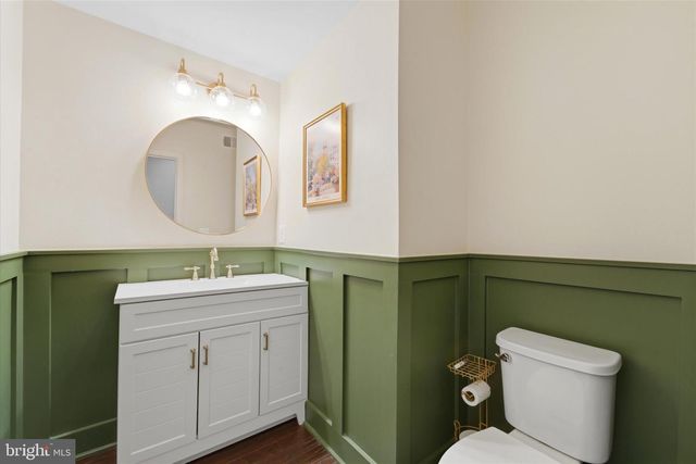 42244 GRAVES MOUNTAIN TER, Chantilly, VA 20152