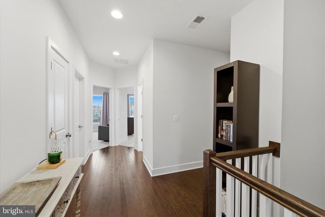 42244 GRAVES MOUNTAIN TER, Chantilly, VA 20152