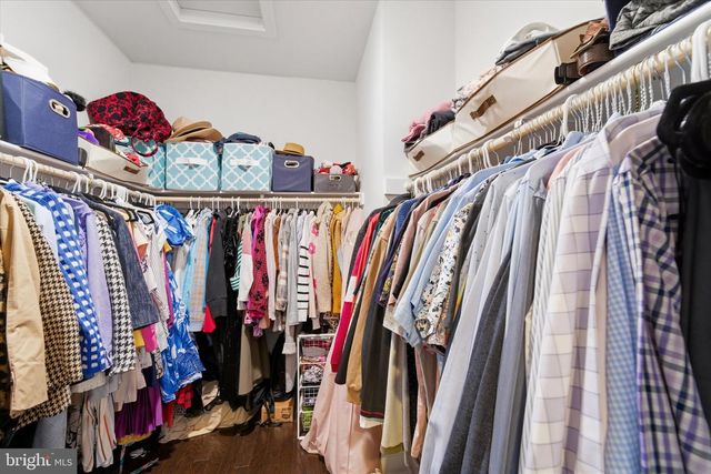 42244 GRAVES MOUNTAIN TER, Chantilly, VA 20152