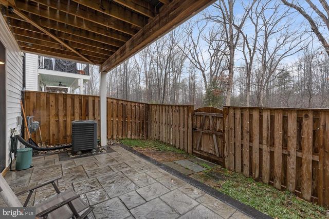 42244 GRAVES MOUNTAIN TER, Chantilly, VA 20152