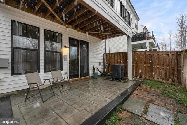 42244 GRAVES MOUNTAIN TER, Chantilly, VA 20152