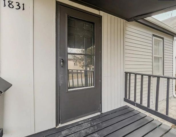 1831 E 81st Street, Kansas City, MO 64132