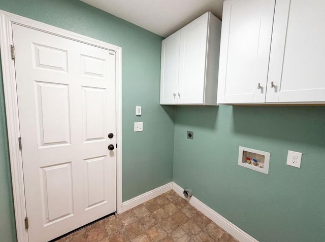 3740 Blackfoot Way, Antelope, CA 95843