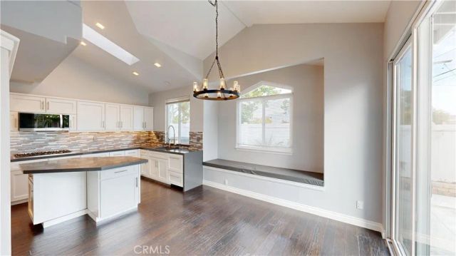 136 23rd, Costa Mesa, CA 92627