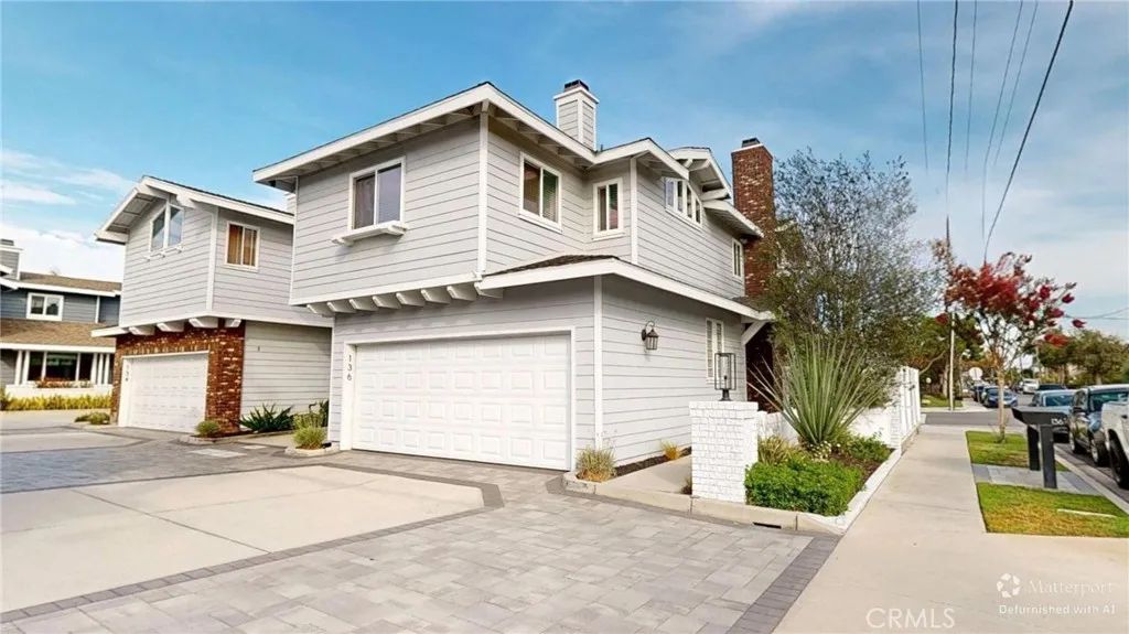 136 23rd, Costa Mesa, CA 92627