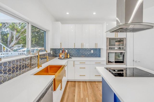 229 Upper Matecumbe RD, Key Largo, FL 33037